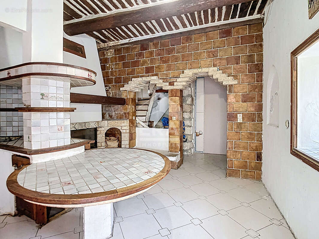Maison 126m² à saint-mitre-les-remparts - photo 10