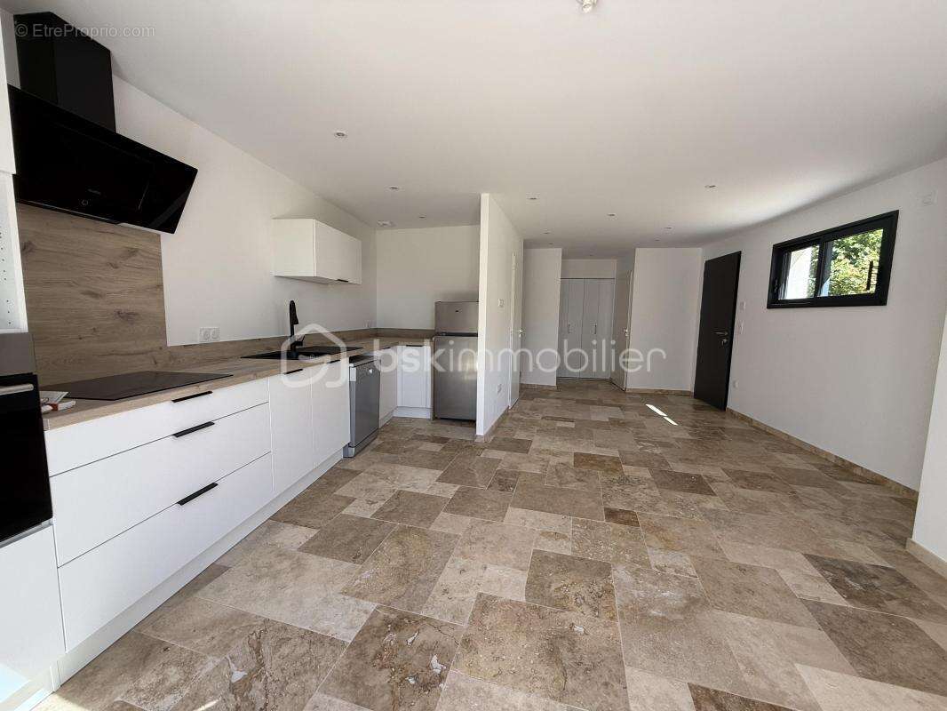 Maison neuve d'environ 68m² au plein cœur de La Frette - photo 3