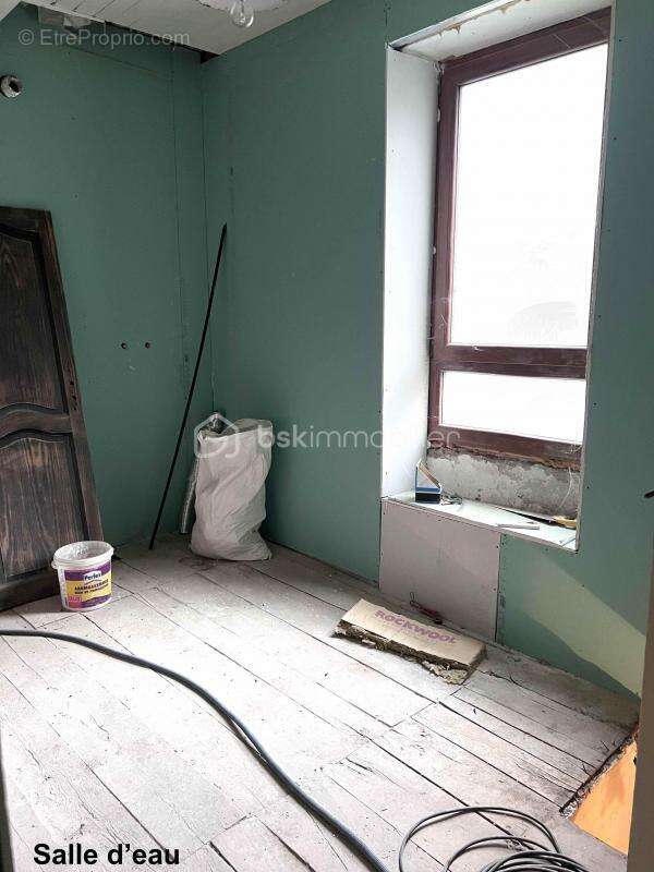 Maison à BEZ-ET-ESPARON