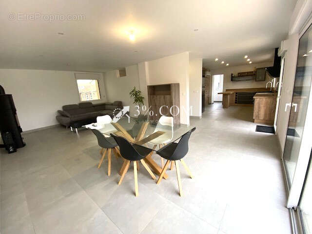 Maison à VIS-EN-ARTOIS