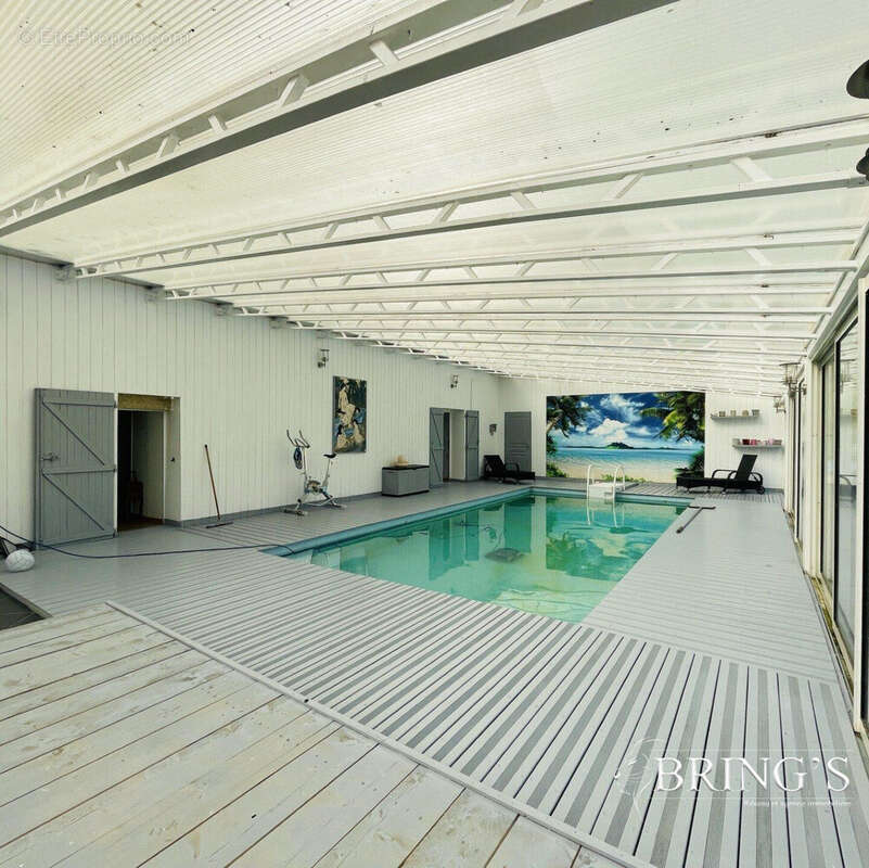 Maison à LE MENIL-GUYON