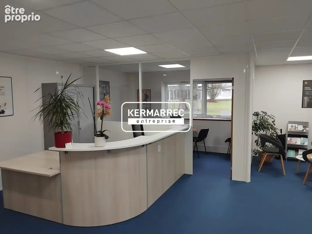 Commerce 264 m² à Bruz  - photo 3