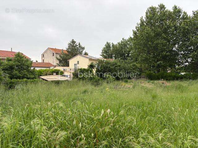 Terrain constructible 569 m2 - photo 7