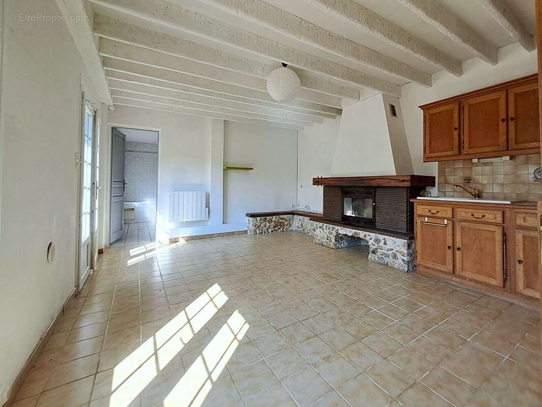 Maison à SAINT-PIAT