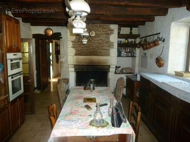 Maison à MONTAIGU-DE-QUERCY