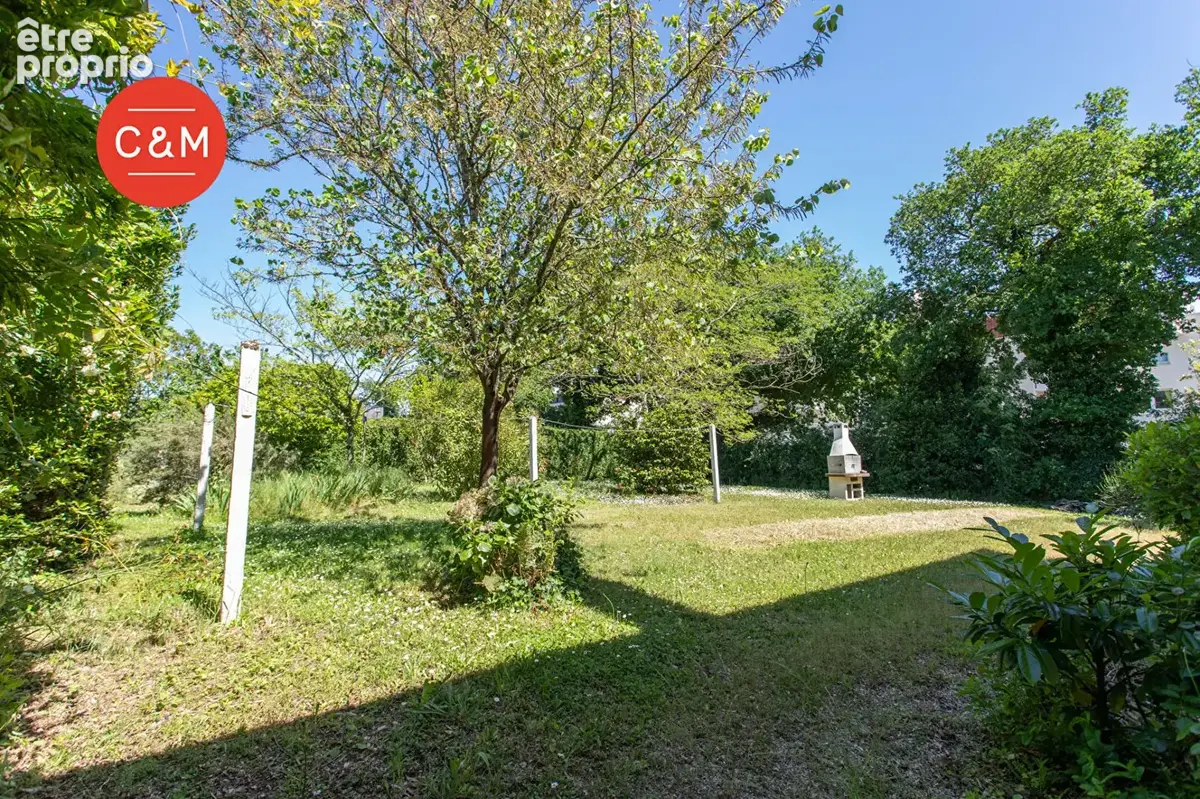 REZE - Maison individuelle avec grand terrain et fort potentiel d'évolution - photo 14