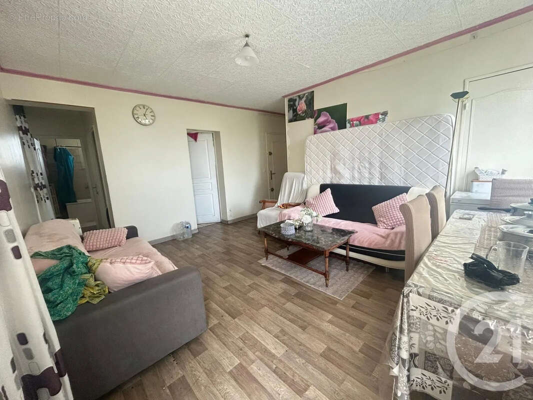 Appartement à GARGES-LES-GONESSE