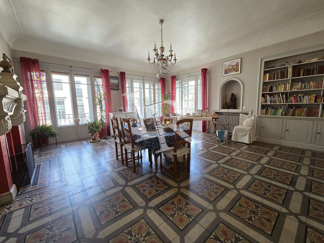 Appartement 357 m² à Le Puy-En-Velay  - photo 9