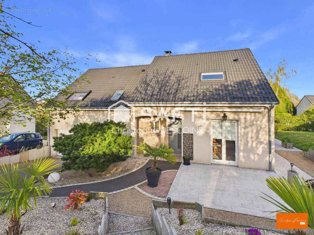 Photo 1 - Maison à MAYENNE