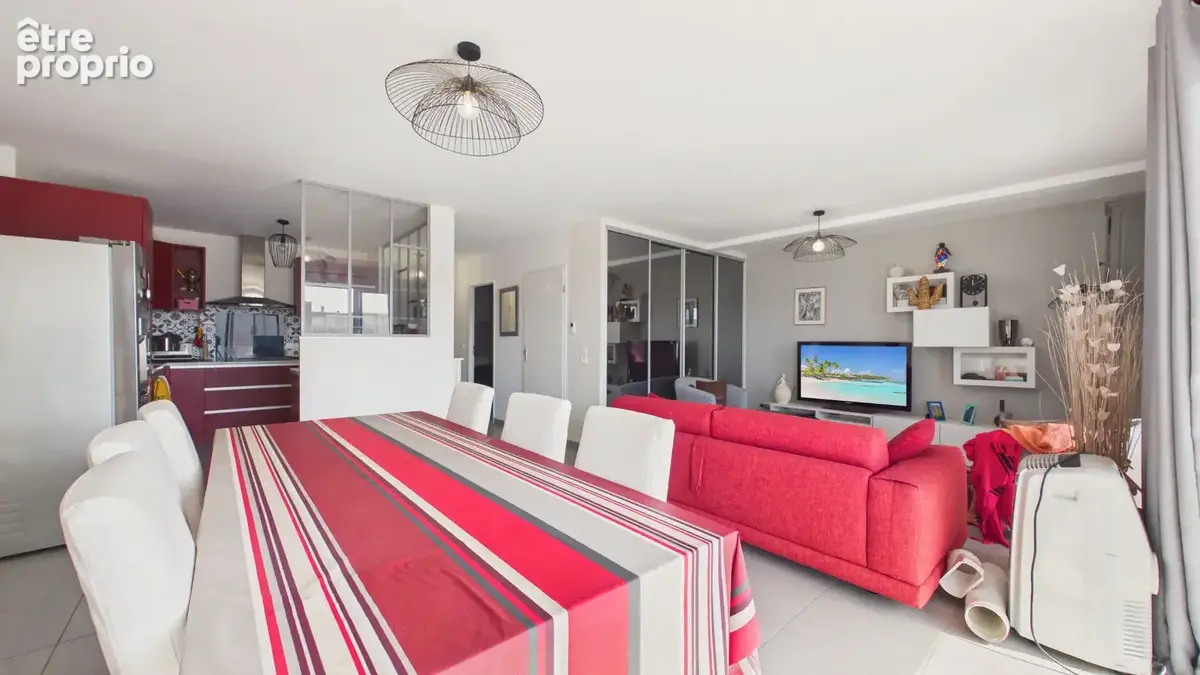 Appartement Biarritz T3, possibilité 4 pièces - 83 m2 - Dernier étage - Box - photo 2