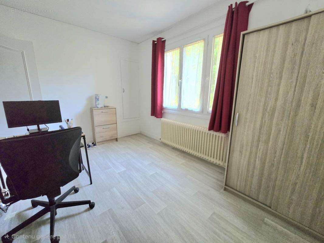 Maison 97 m² à Prin-Deyrancon  - photo 9