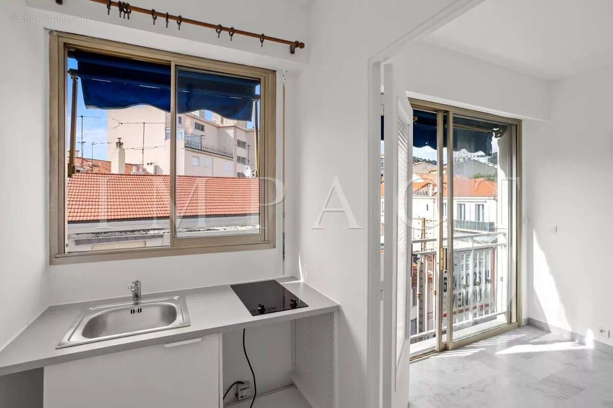 Appartement à LE CANNET