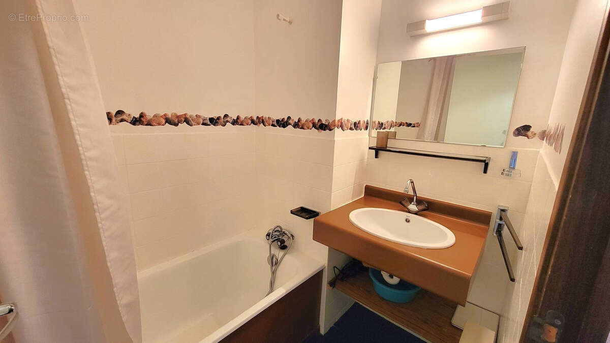 Appartement à SAINT-MICHEL-DE-CHAILLOL