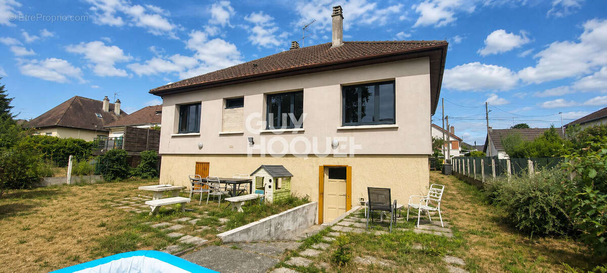 EPONE - Maison sur sous-sol total - Jardin - photo 13