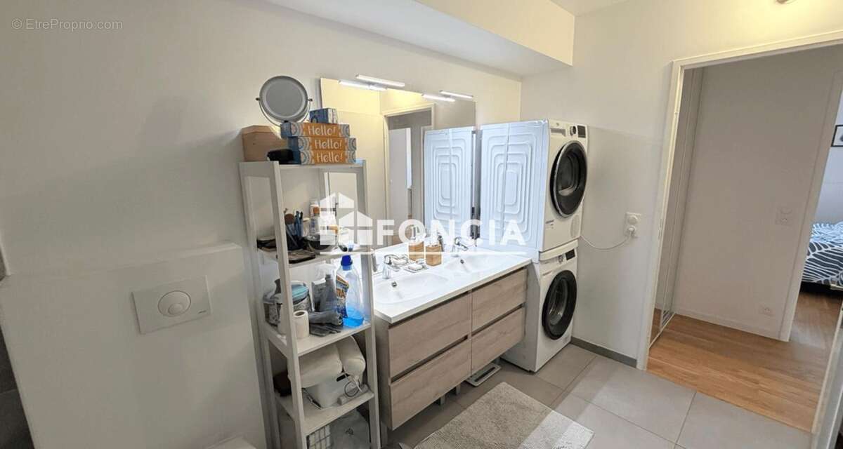 Appartement à AUBERVILLIERS