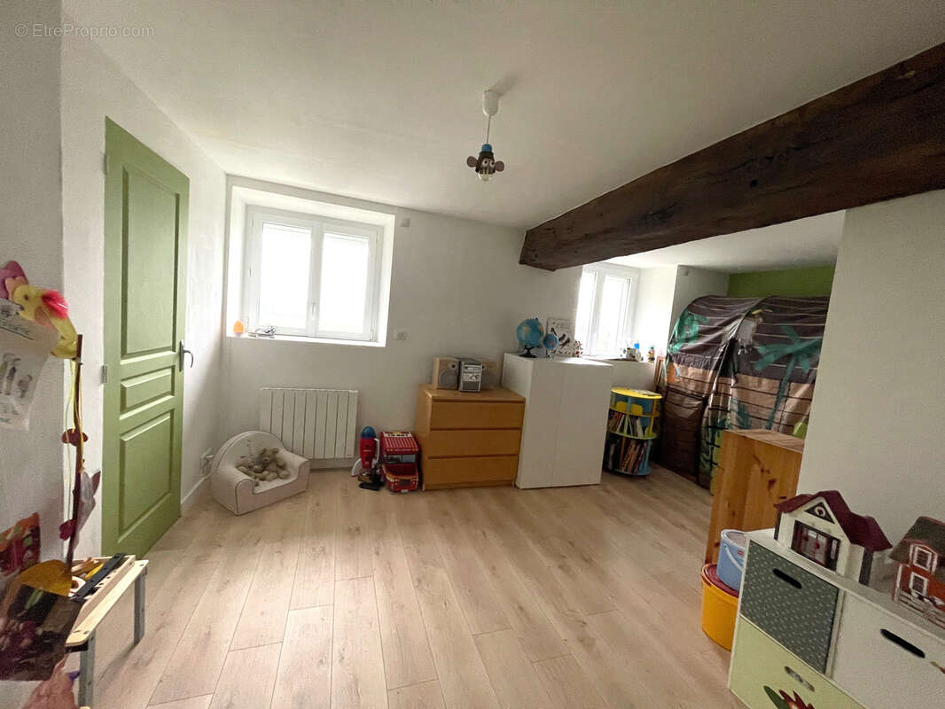 Ligné - Maison familiale dans un bel environnement - photo 10