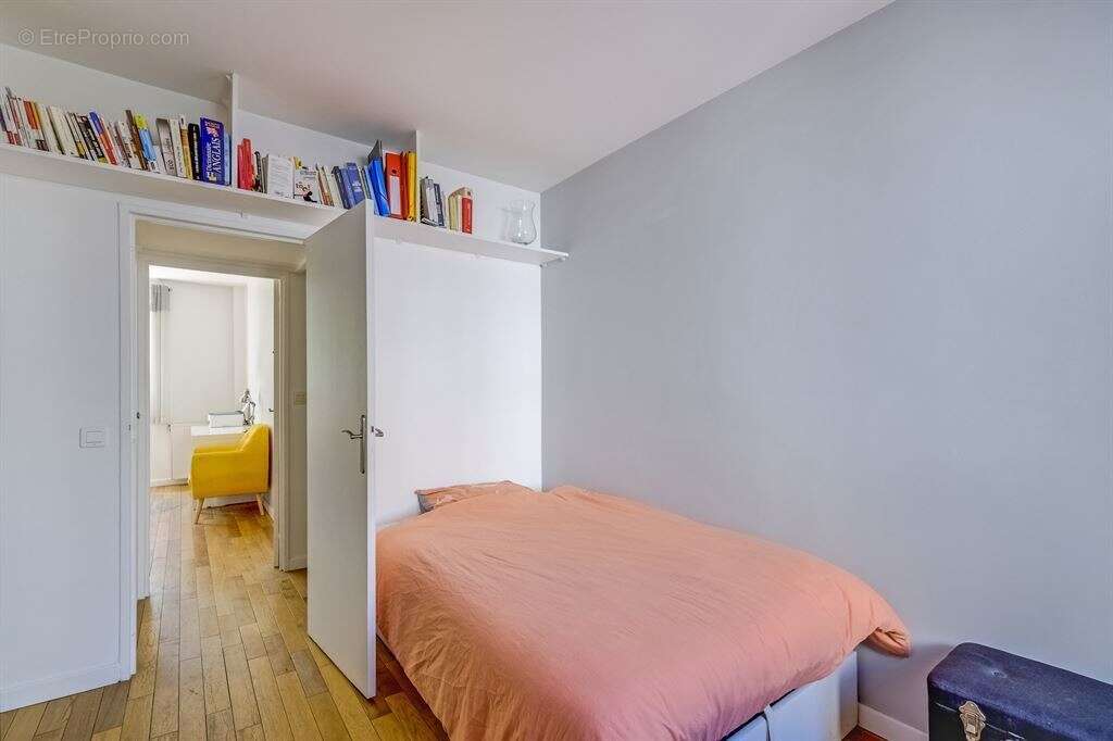 Appartement à PARIS-20E