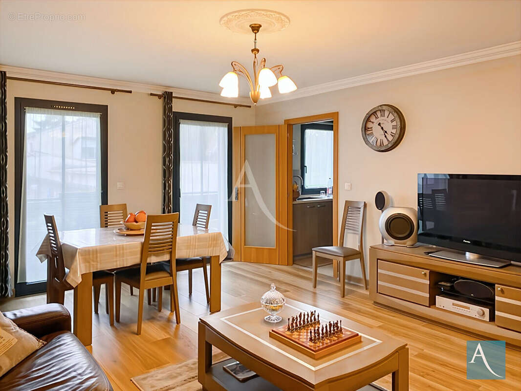 Appartement à ARPAJON