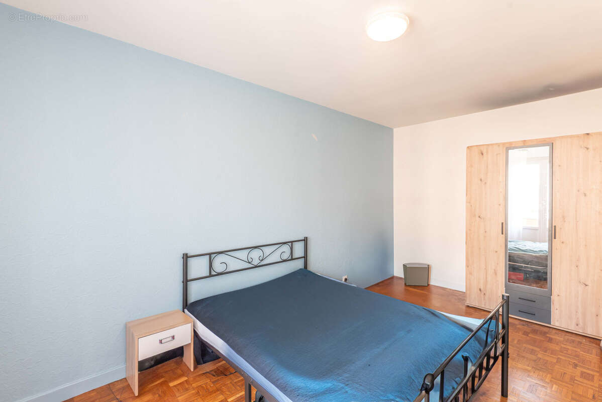 Appartement à AMBILLY