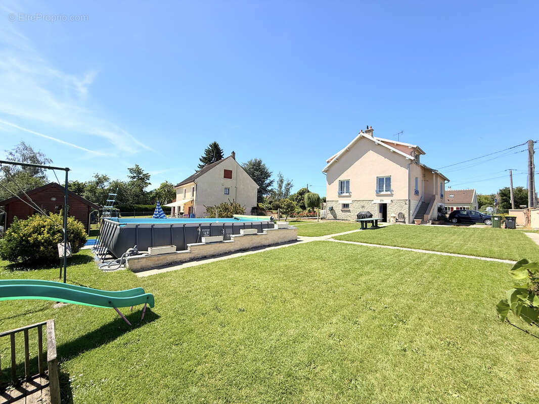 Maison à COULOMMIERS