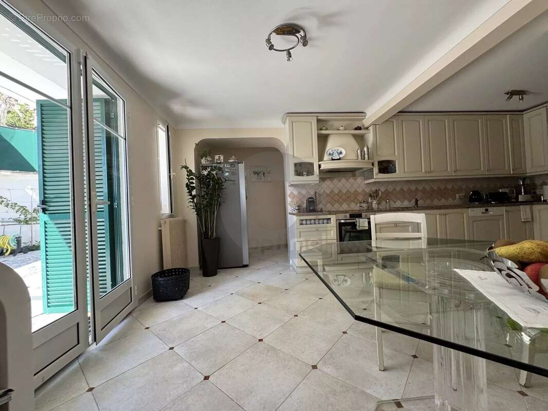 Maison à ROQUEBRUNE-CAP-MARTIN