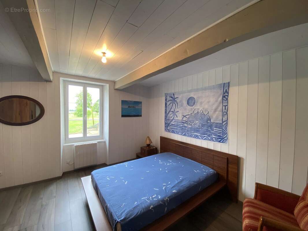 Maison à MONDAVEZAN
