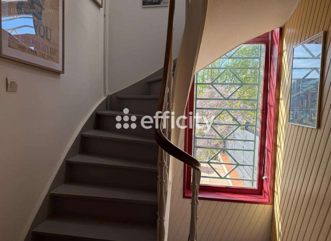 Maison à MONS-EN-BAROEUL