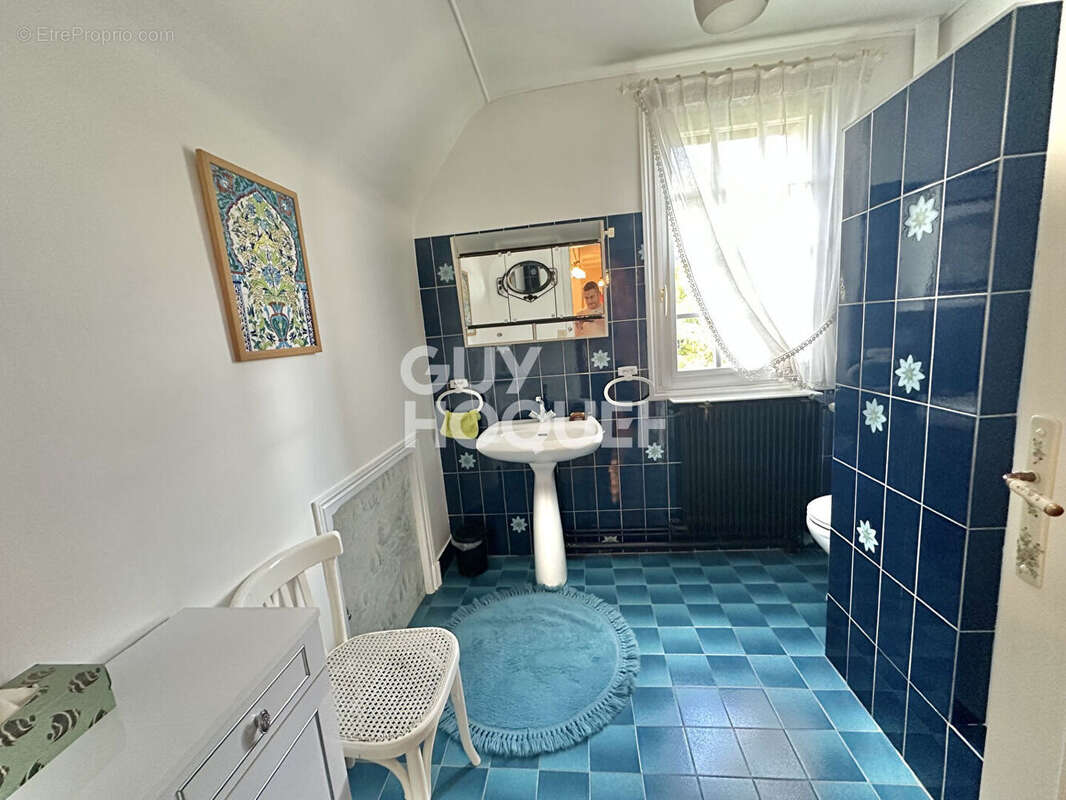 Maison à SAINT-MARTIN-DE-BOSCHERVILLE