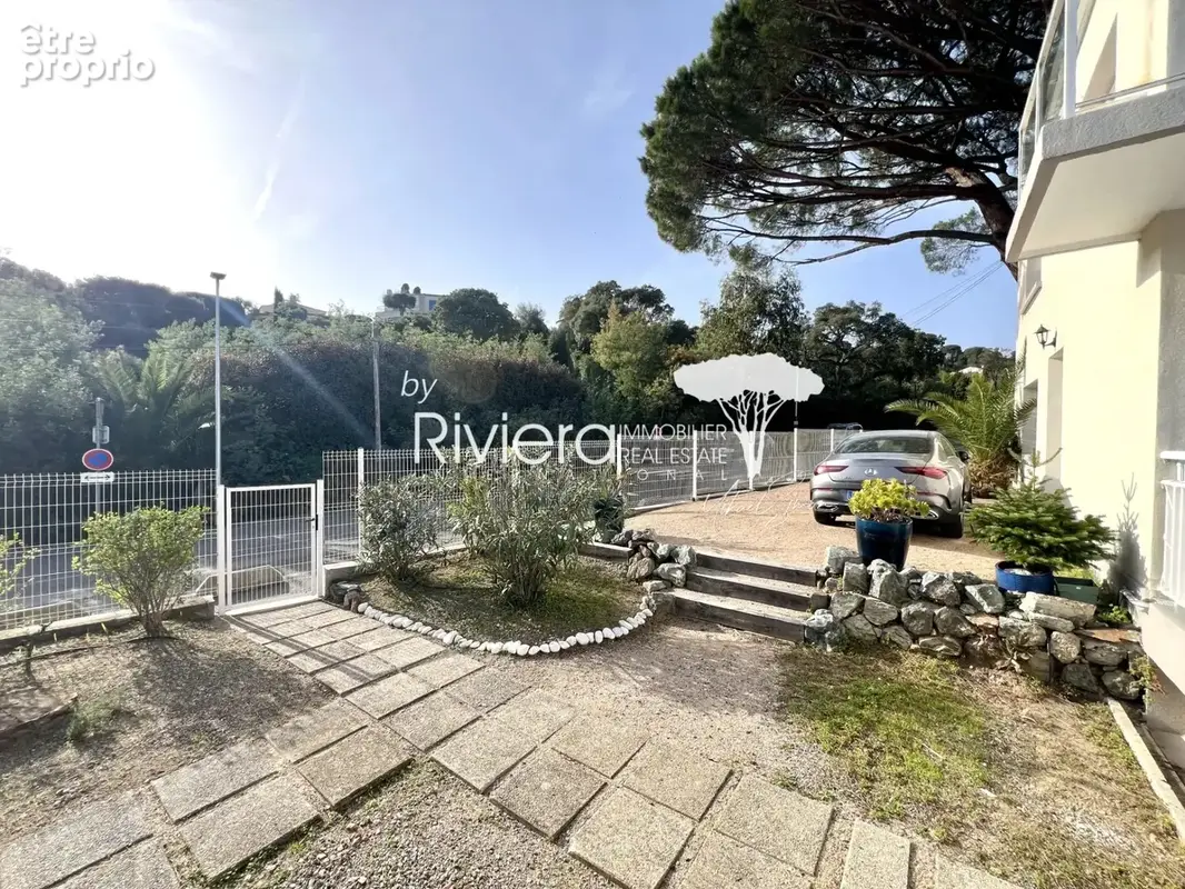 3 pieces de 55m2 avec terrasse et parking proche plage ! - photo 13
