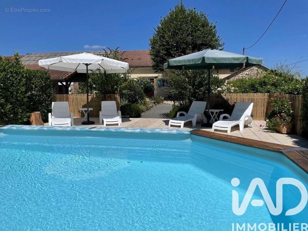 Maison 180 m² à Chaleix  - photo 6