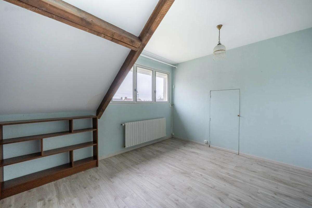 Maison à LA COUTURE-BOUSSEY