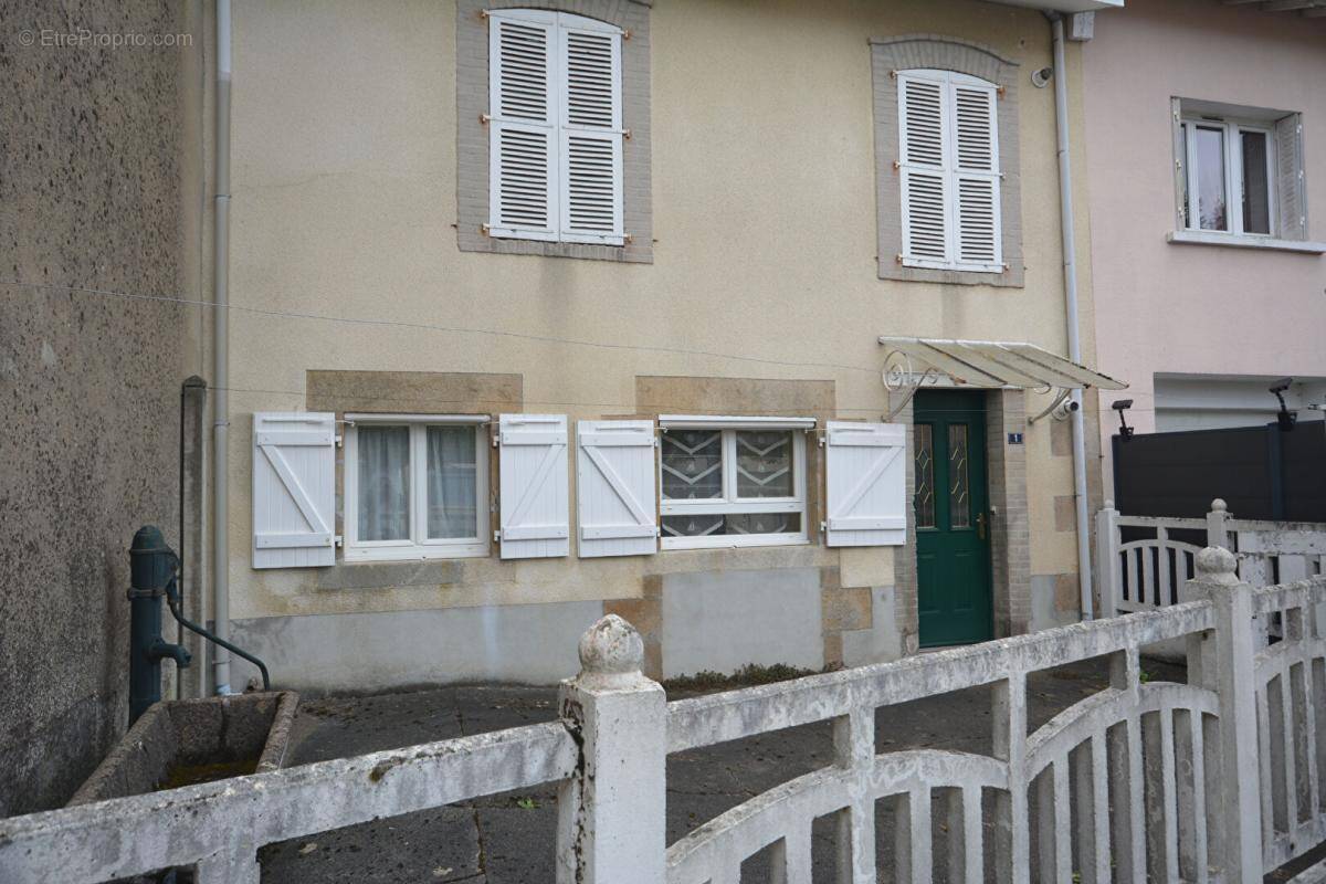 Maison à COUZEIX