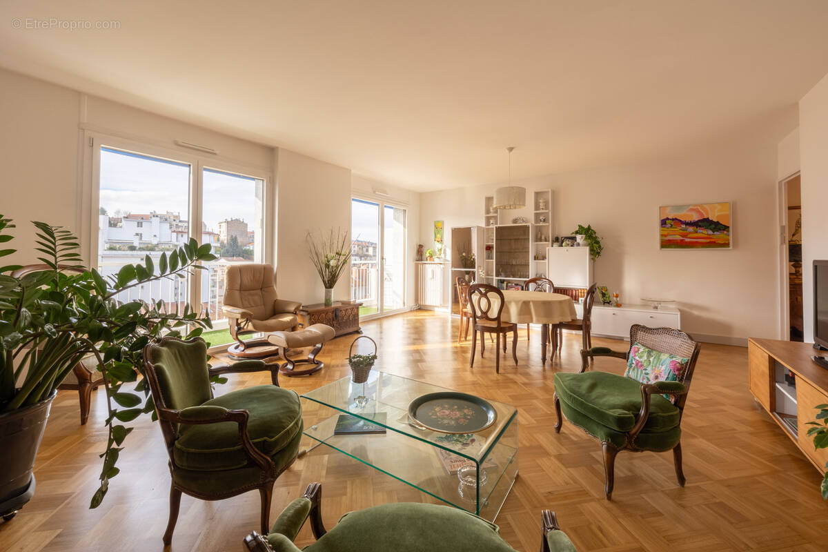 Appartement à SAINT-ETIENNE