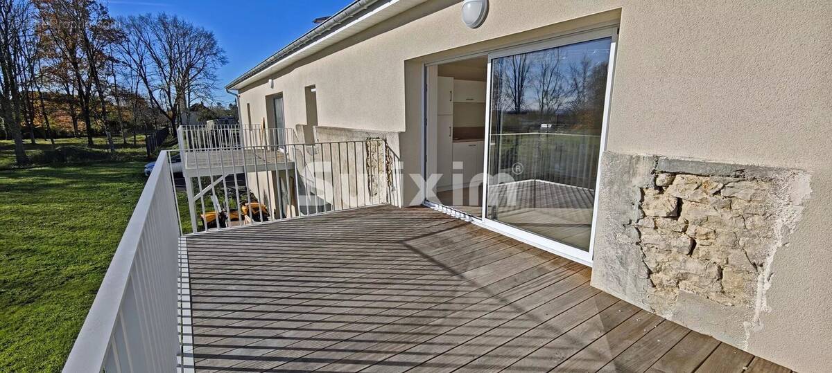 Appartement à LE DESCHAUX