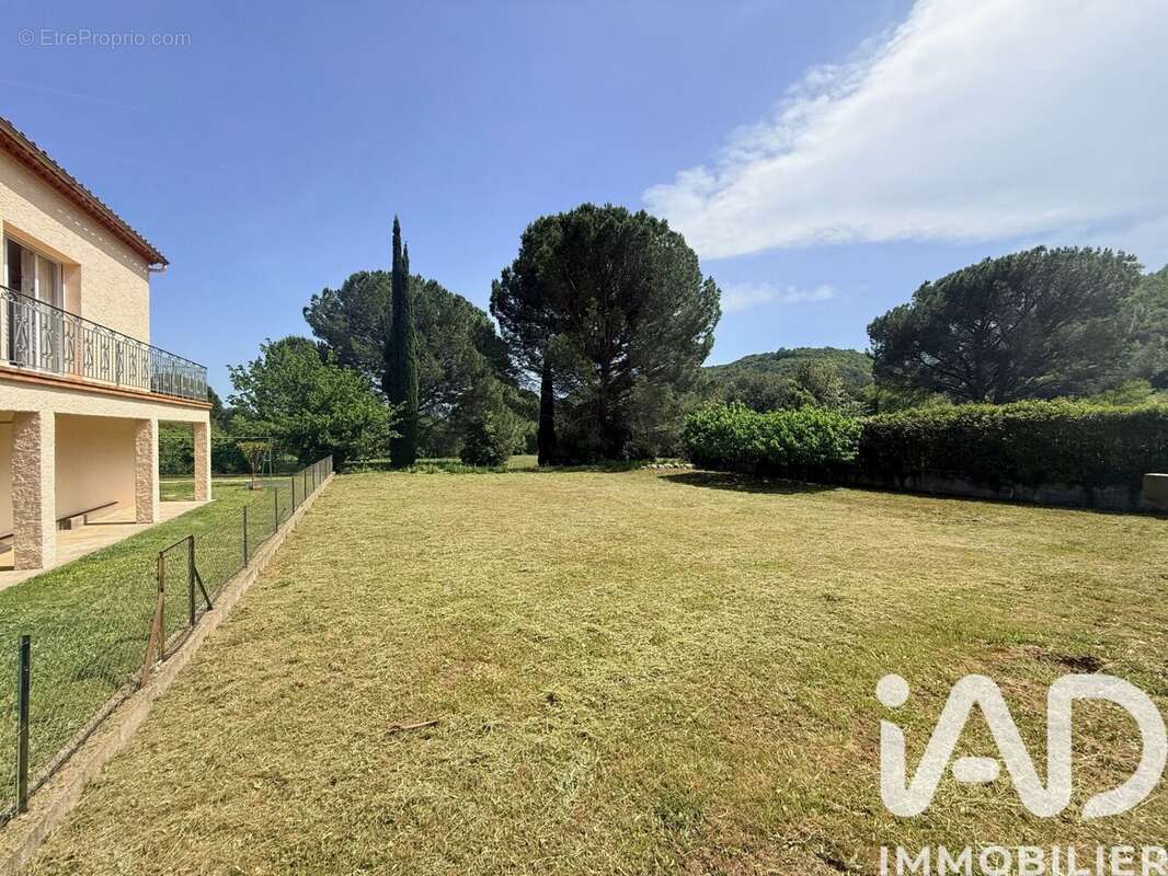 Photo 2 - Terrain à REYNES