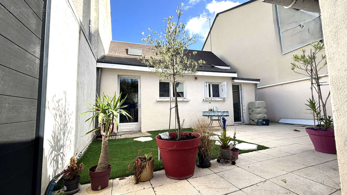 Maison à LA RICHE