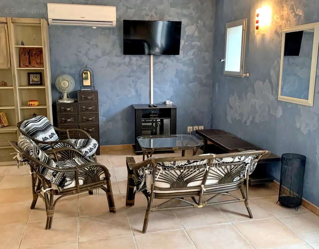 Maison à SAINT-GILLES