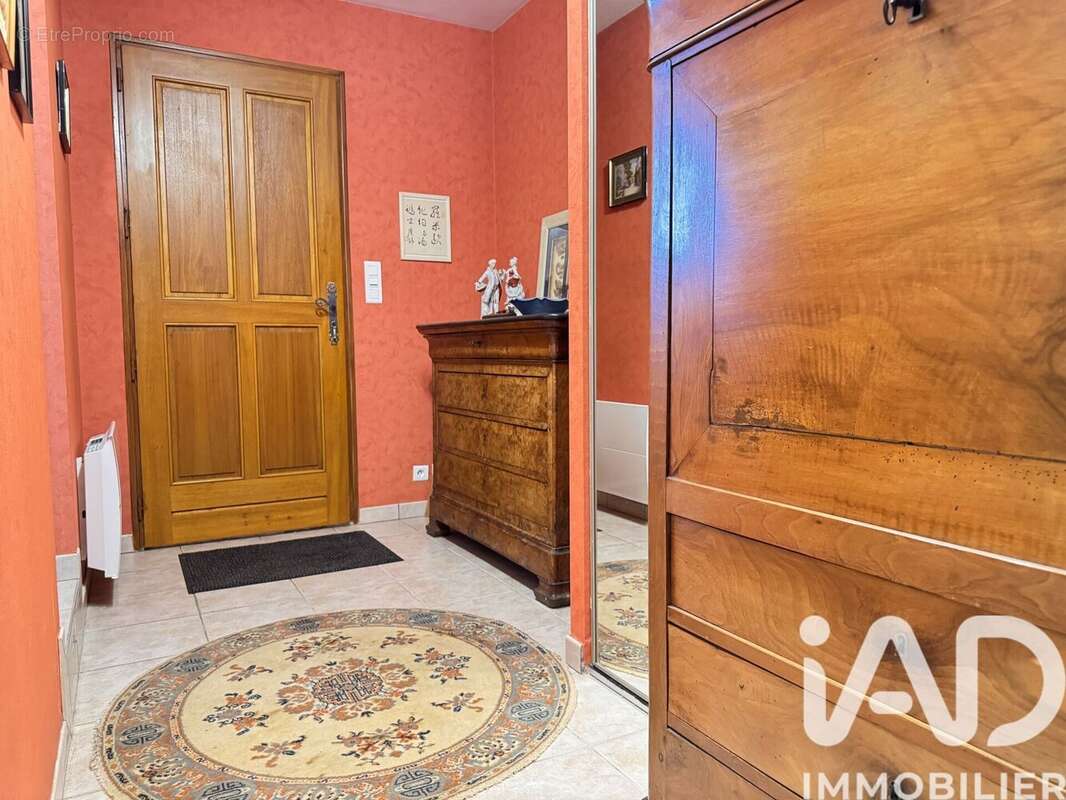 Photo 2 - Maison à CORDEMAIS