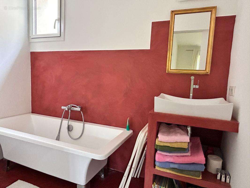 Maison à VAISON-LA-ROMAINE