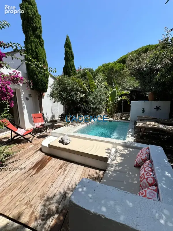Maison à HYERES