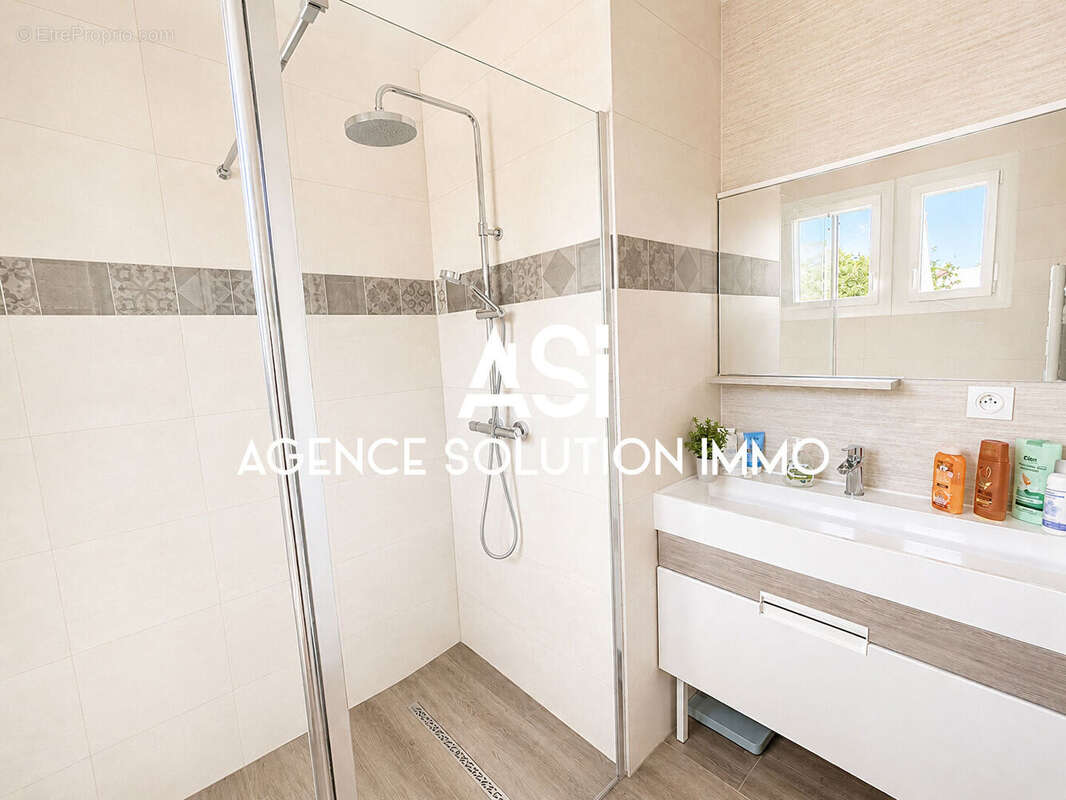 Maison Bonchamp Les Laval - photo 6