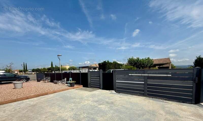 Villa à PEYRIAC MINERVOIS de 135 m2 environ, 3 chambres, piscine, garage  terrain 885m2 - photo 29