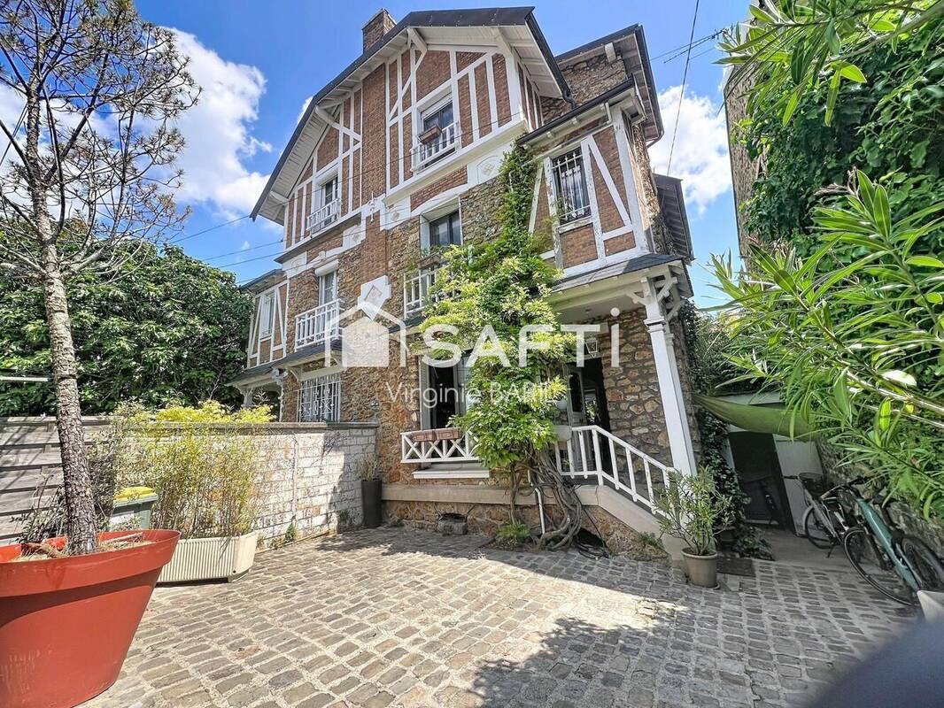 Photo 1 - Maison à CLAMART