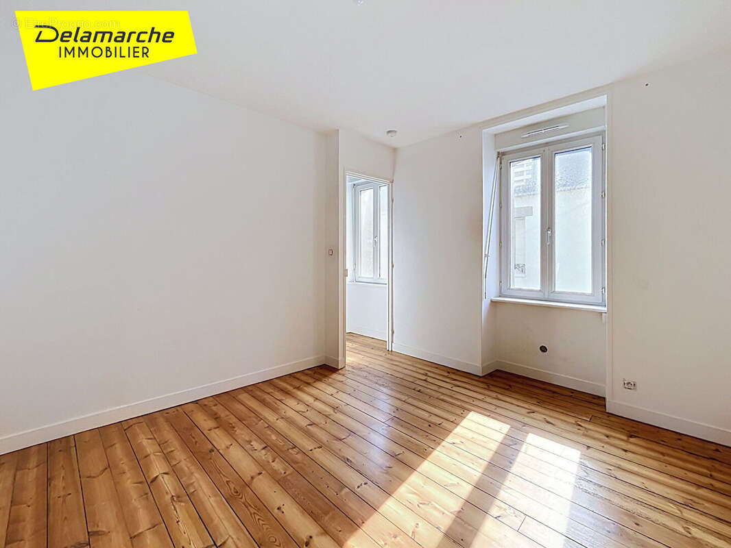 Immeuble Granville 4 pièces 195 m2 - photo 3