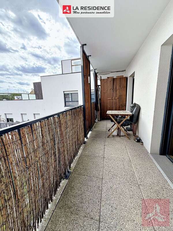 Appartement 69 m² à Saint-Denis  - photo 2