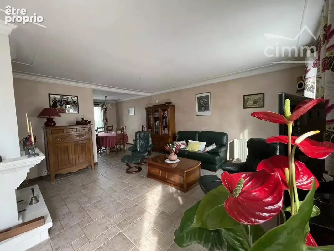 Emplacement privilégié pour cette maison de plain-pied avec jardin et sous-sol total - photo 8