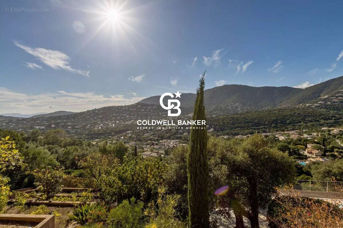 Maison à CAVALAIRE-SUR-MER