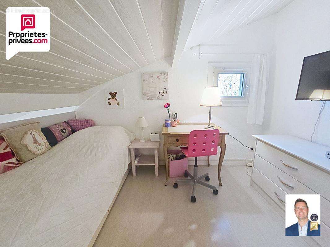 Maison à SAINT-CEZAIRE-SUR-SIAGNE