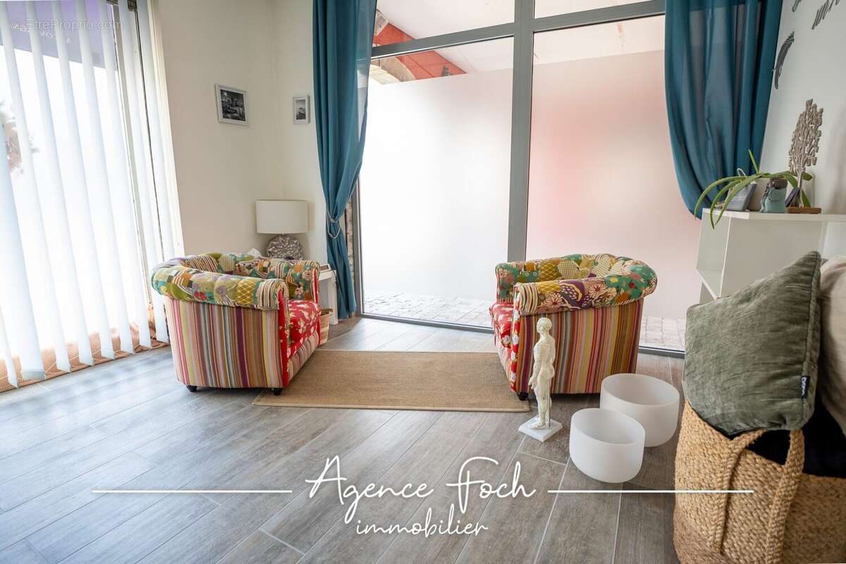 Commerce 33 m² à Tarbes  - photo 6