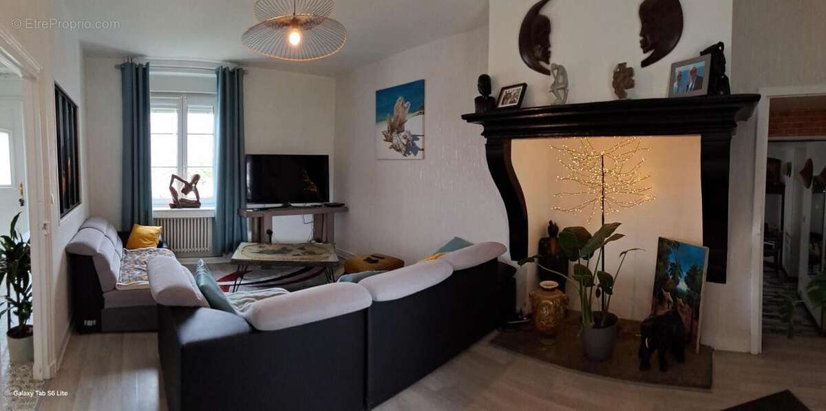 Maison à LE VIVIER-SUR-MER